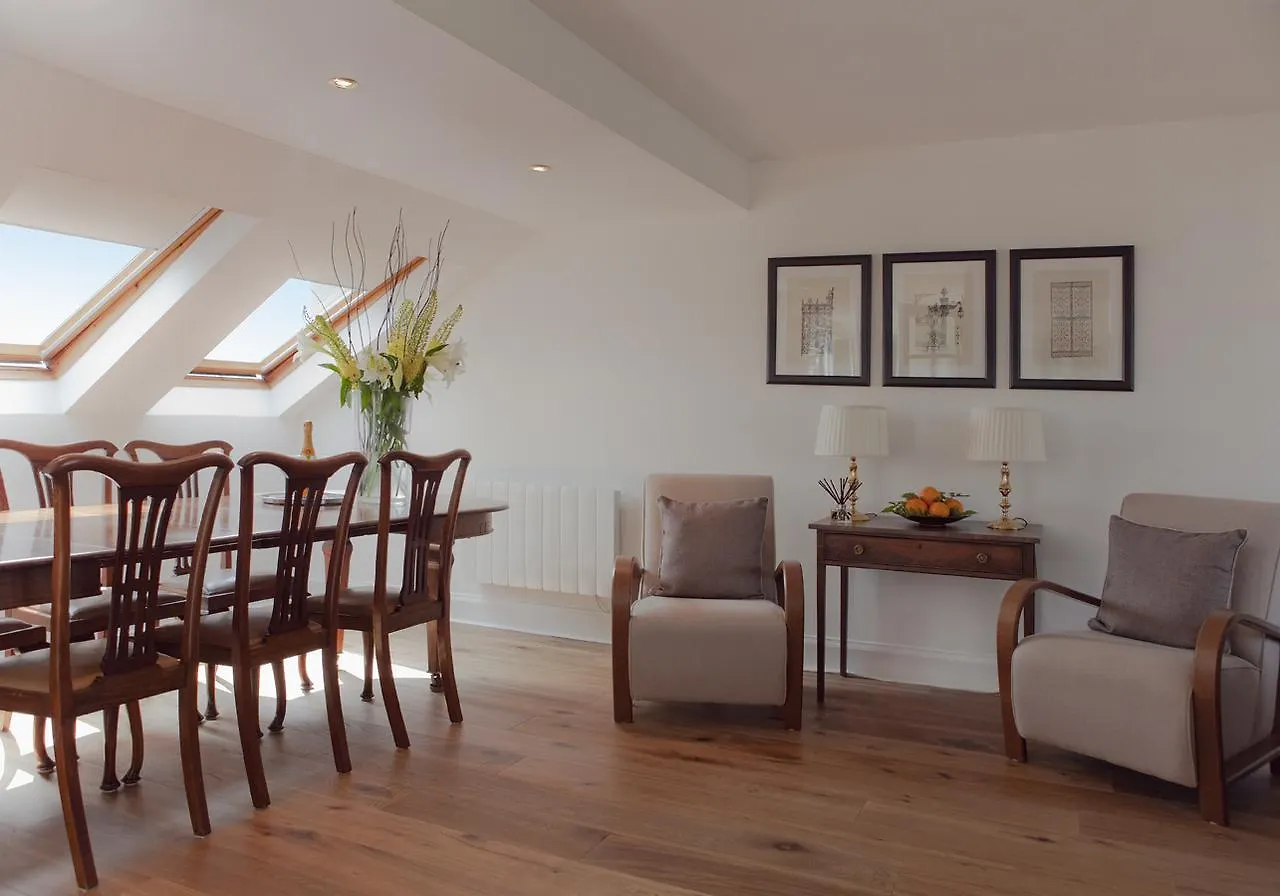 Royal Mile Penthouse - The Edinburgh Address Daire