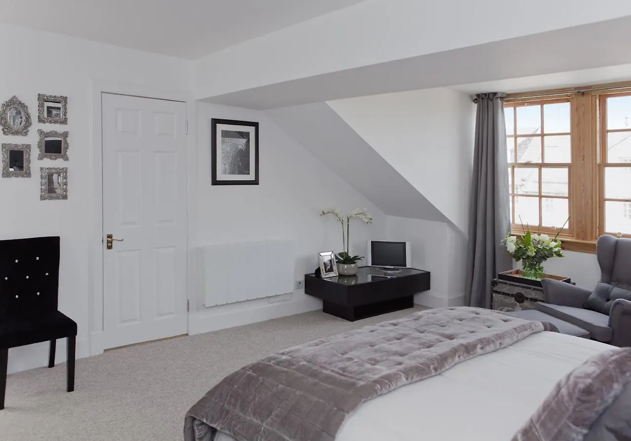 Royal Mile Penthouse - The Edinburgh Address Daire