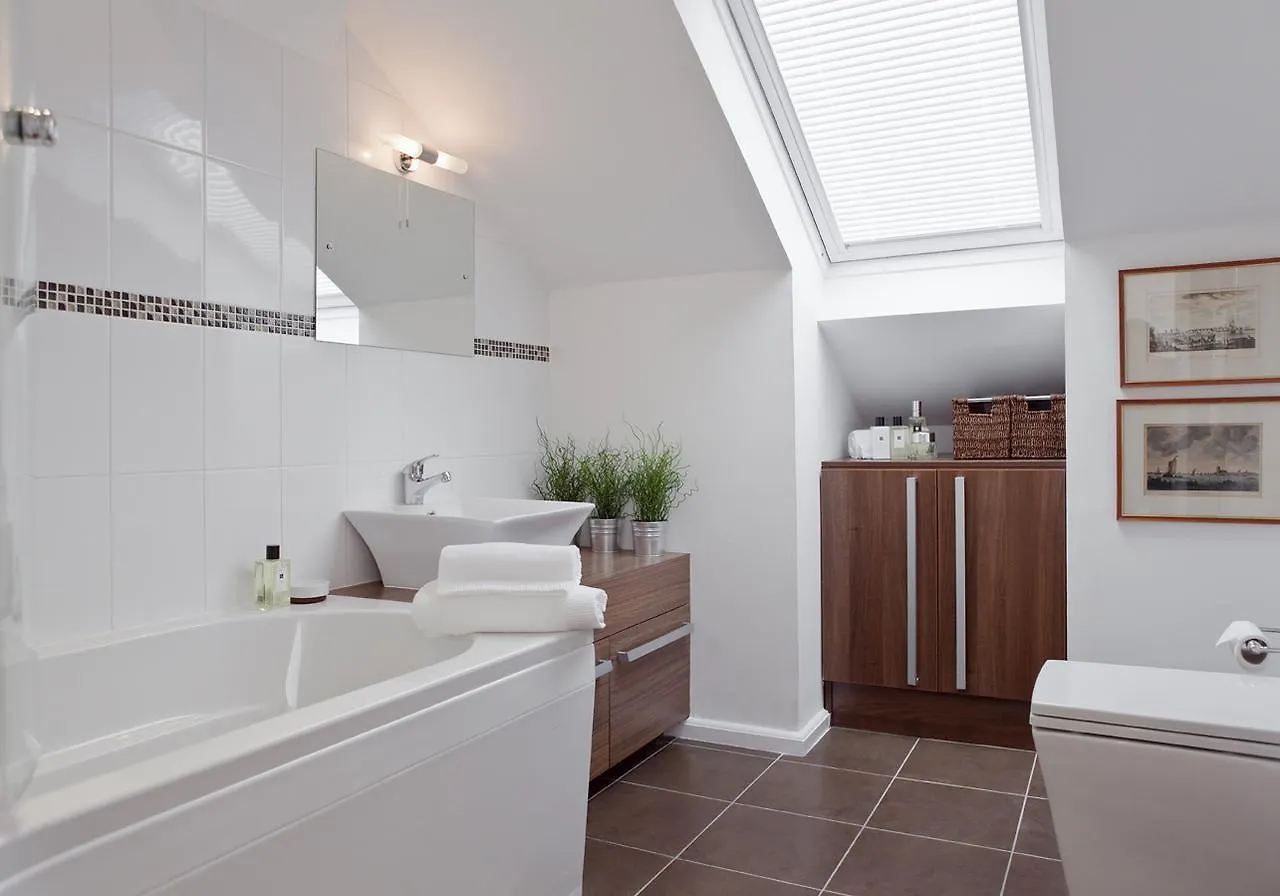Royal Mile Penthouse - The Edinburgh Address Daire