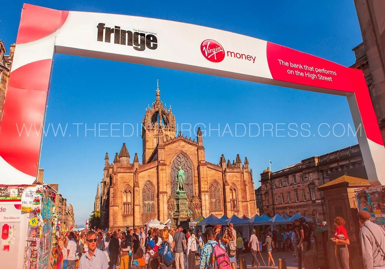 Royal Mile Penthouse - The Edinburgh Address Daire 0*,