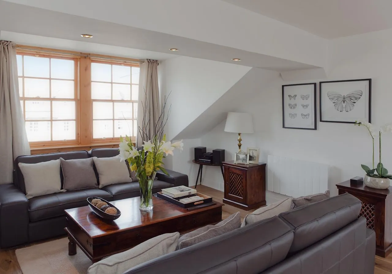 Royal Mile Penthouse - The Edinburgh Address Daire